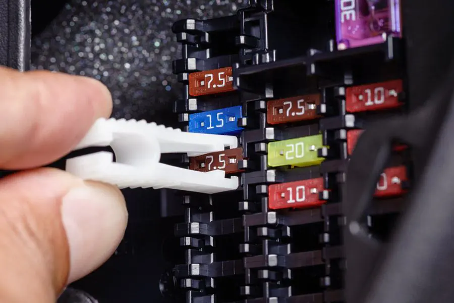 How to Check Your Cars Fuses
